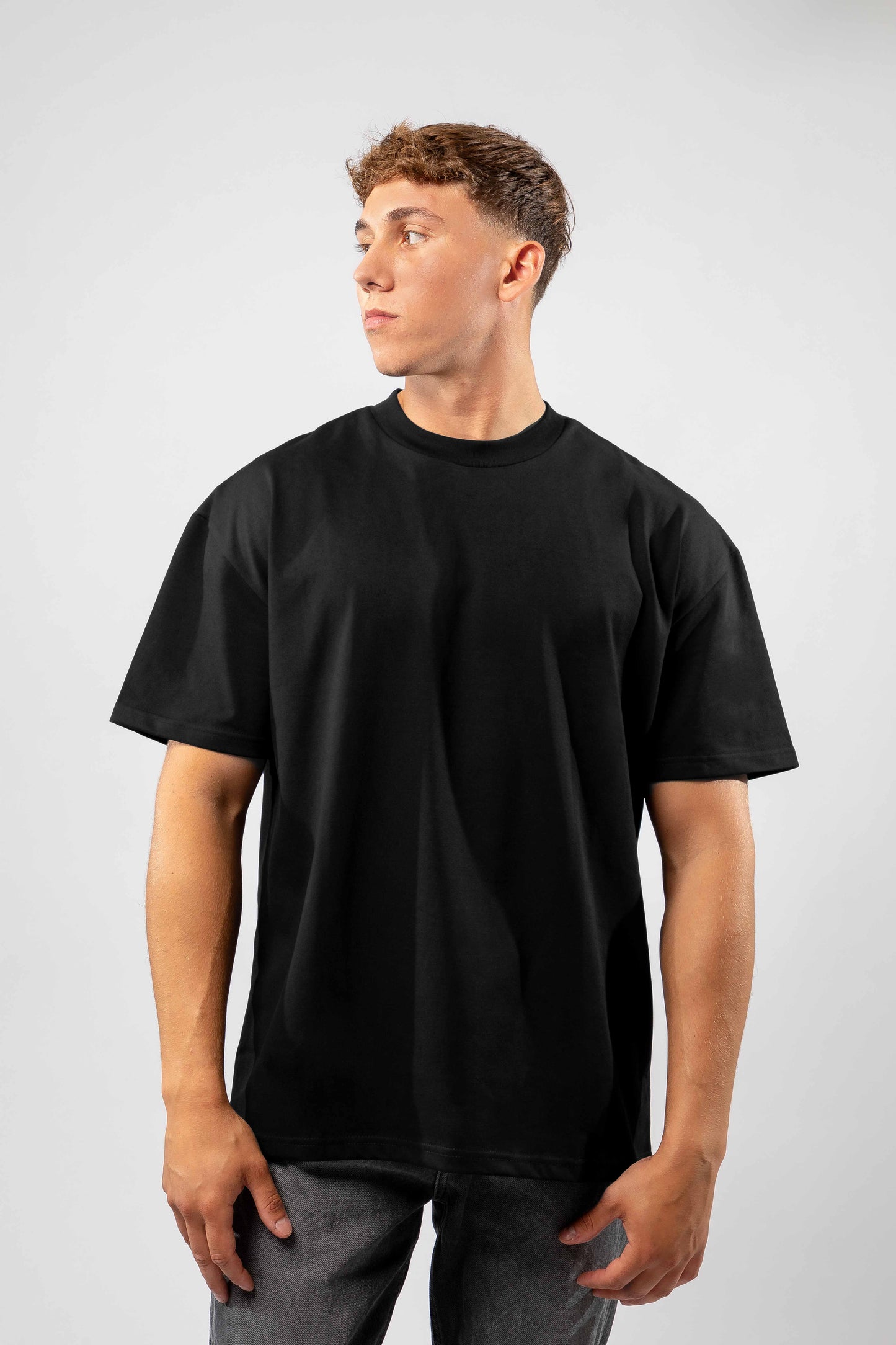 B-shirt Black